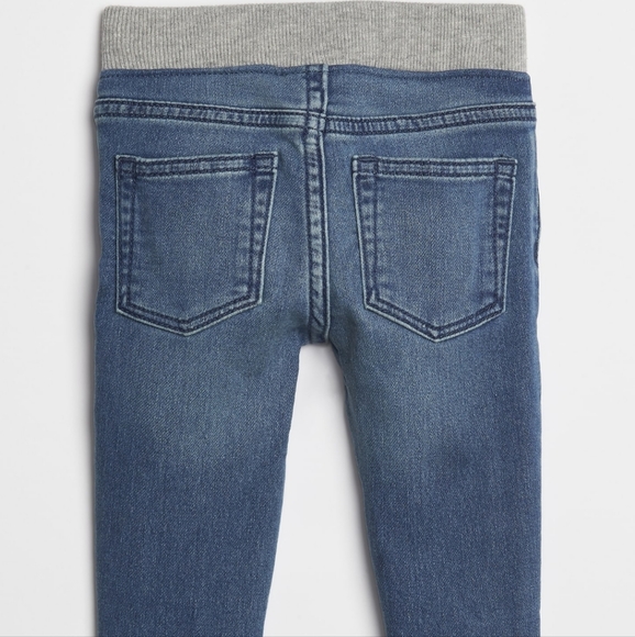 - NWOT, GAP baby boy denim jeans in 3-6 months . - Picture 4 of 4